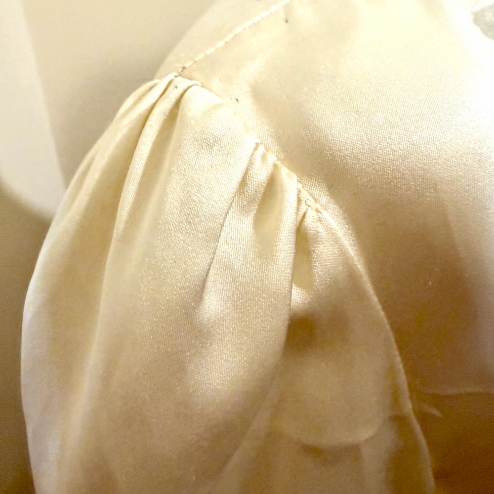 Vintage 80s Satin Lace-Trimmed Women's Blouse - Picture 4 of 10